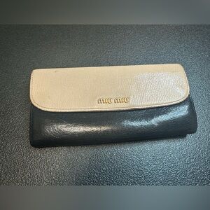 Miu Miu Two-Tone Black and Cream Wallet